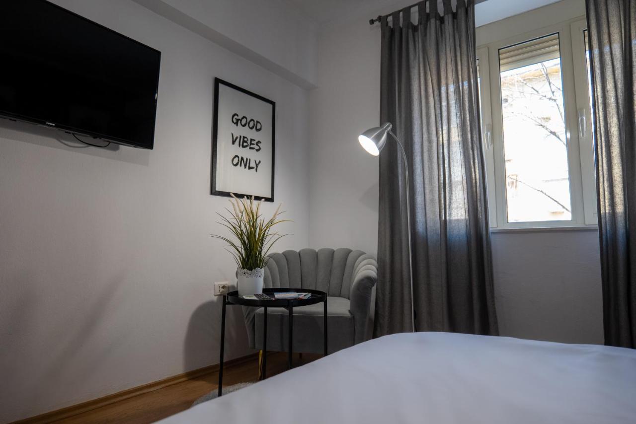 Skanderbeg Square App - The Nest Tirana Exterior photo
